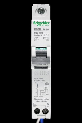 Schneider amp curve 10ka - curve, c