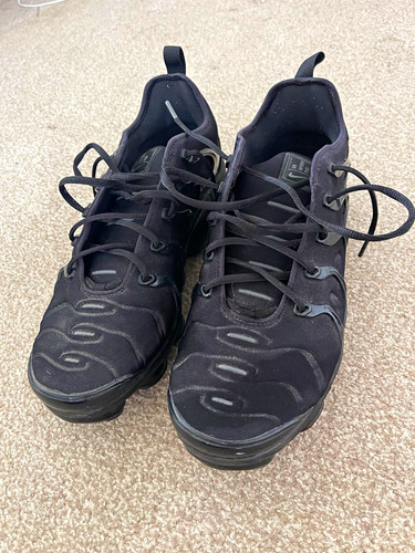 Nike air vapormax plus triple - plus,