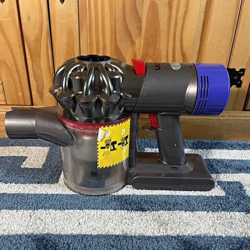 Dyson cordless vacuum - v8,