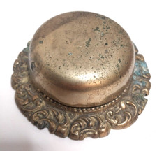 ANTIQUE WALL MOUNT BRASS TWIST