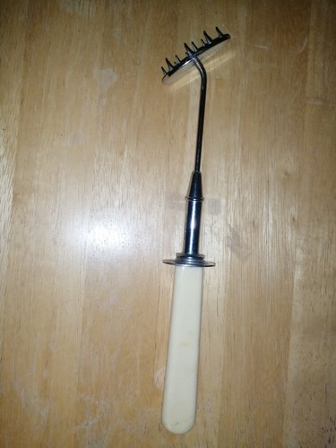 Kithurst mid century - century, carving