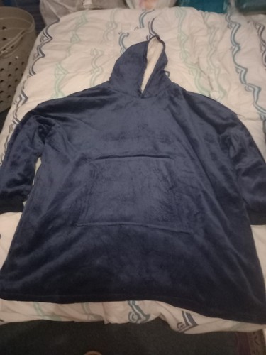 Blue eskimo hooded pullover - blue,