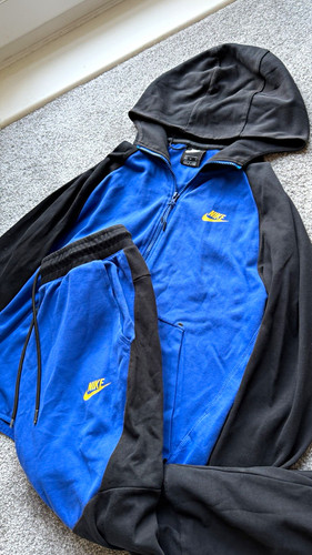 Rare old season - *rare*, nike