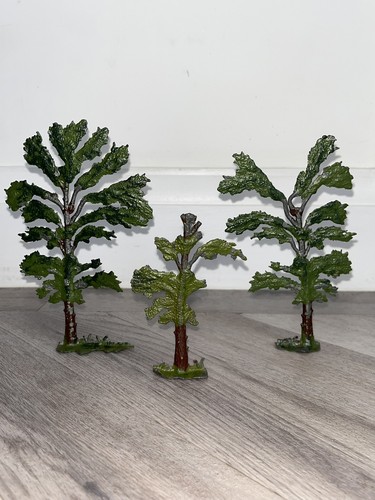 C132 britains painted lead - ,