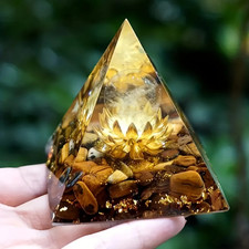 Clear Crystal Tiger Eye Lotus