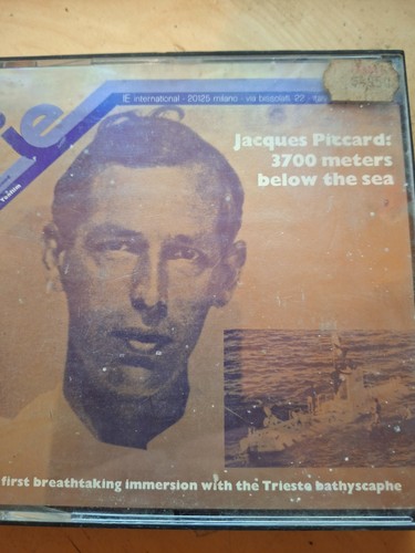 Jacques piccard 3700m below - piccard,