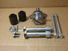 Land Rover Defender &