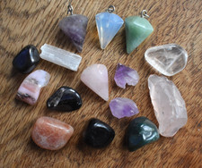Bundle 15 Small Crysals Gemstones Rose Quartz Amethyst Selenite Pendants Tumbled
