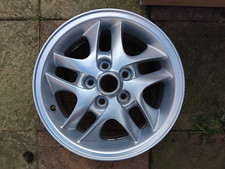 Jaguar Original Cosmic 16in Alloy Wheel Jaguar Part JLM 12160 Silver