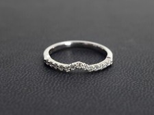 18ct White Gold Curved Diamond Ring Wedding Eternity  - Size L  Free Postage