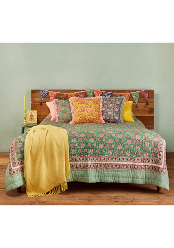 Sanganeri quilted bedspread - sanganeri,