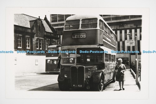 C027970 bus leeds via - leeds.,