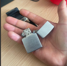 Vintage Zippo MFG 16701