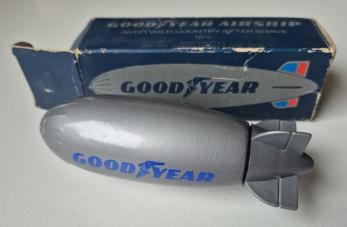 Goodyear airship avon - goodyear,