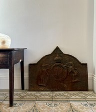 English 18thC Estate Made Heraldic Fire Back, Pediment Top, 90cm wide 68cm tall