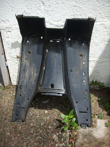Piaggio vespa et4 et2 floor - piaggio,