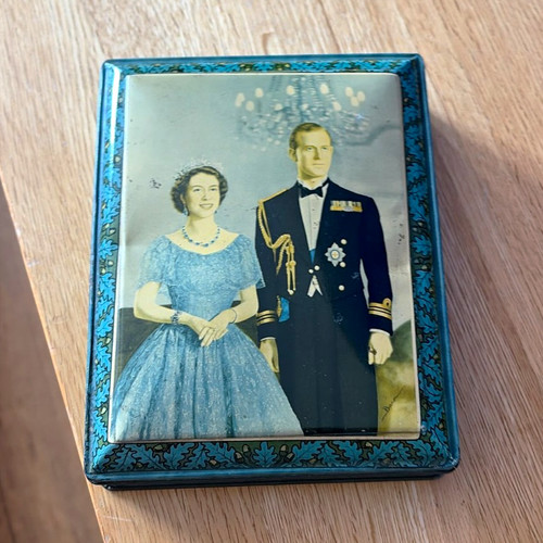 1953 illustrated queen - 1953,