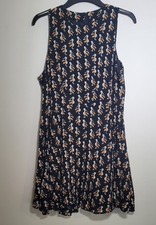 H&M Women's Flared Sleeveless Dress With Pelican Bird Print. fully lined Size 14