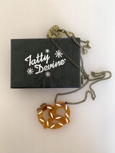 Tatty devine mini pretzel - tatty,