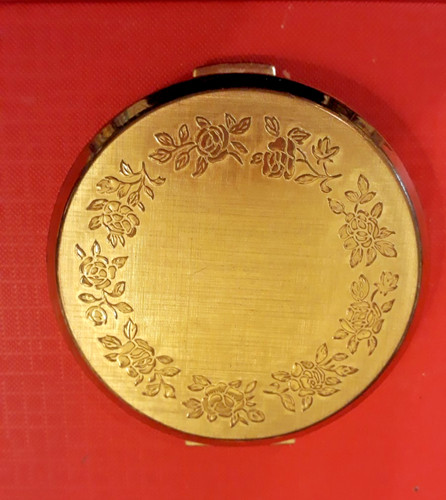 Beautiful gold tone stratton - beautiful,