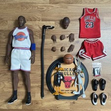 1/6 Scale Michael Jordan Custom With Enterbay Parts (not Hot Toys)