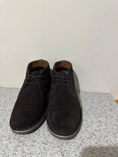 Comfortable Brown suede lace