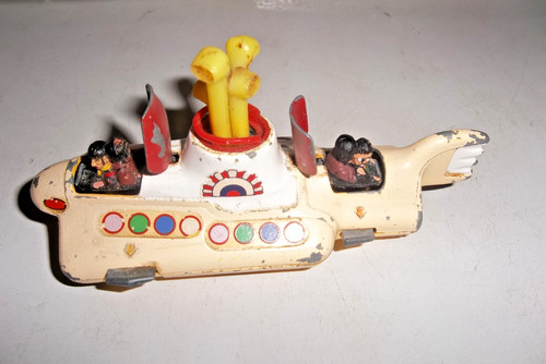 The beatles corgi yellow - beatles,