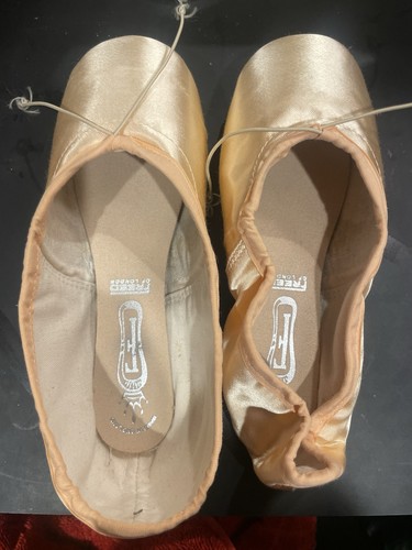 Freed pointe shoes 6xx cpro90 - freed,