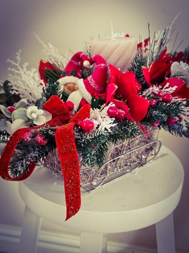 Christmas table centrepiece - table,