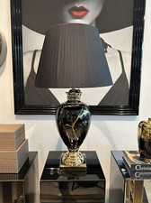 Black and Gold Marble Effect
