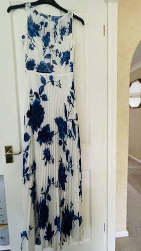 Hobbs size long sleeveless - , 8