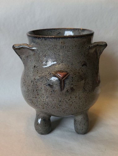 Vintage studio art pottery - studio,