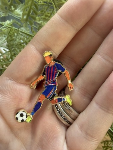 Footballing enamel pin badge - footballing,