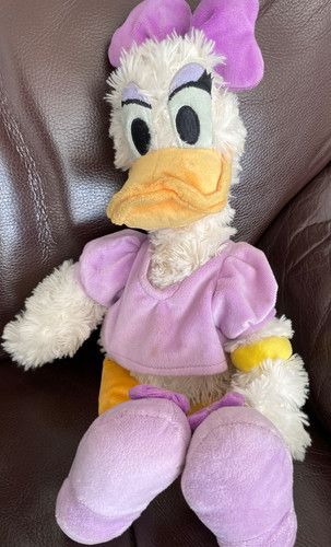 Disney daisy duck - disney,