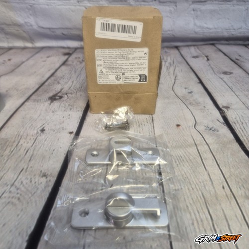 Degree sliding door latch - 90,
