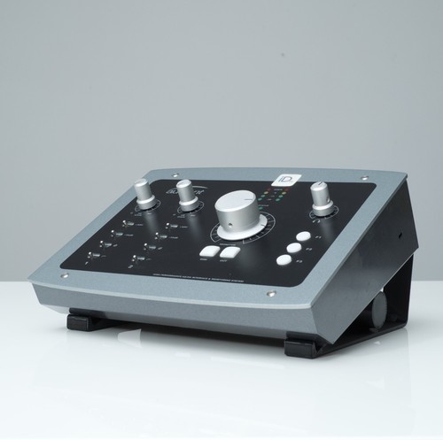 Modified audient id22 usb - audient,