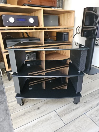 Custom design milan - design,