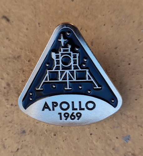 Apollo 1969 mission metal - apollo,