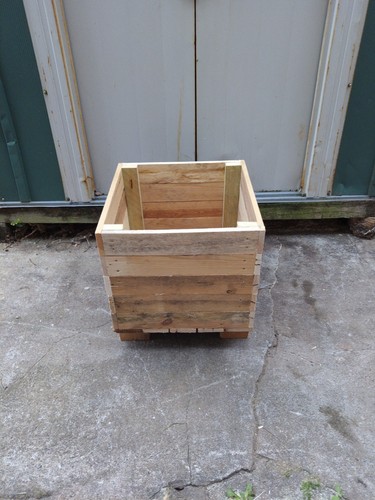 Handmade reclaimed pallet wood