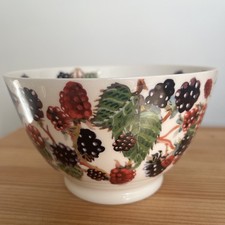 Emma Bridgewater Blackberry Fruits Medium Old Bowl. VGC