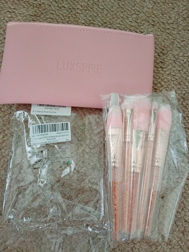 New unopened luxspire make - 7, x