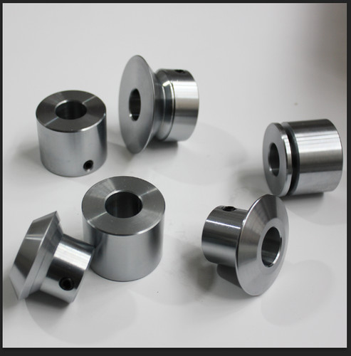 Bead roller step - bead, roll