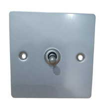 Volex Toggle Light Switch 1