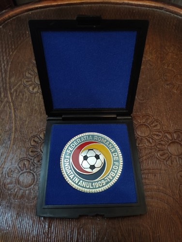 Vintage romania romanian medal - romanian,