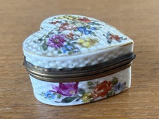 Vintage heart shaped - vintage, heart‑shaped