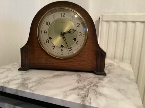 Smiths chiming mantel clock - chiming,