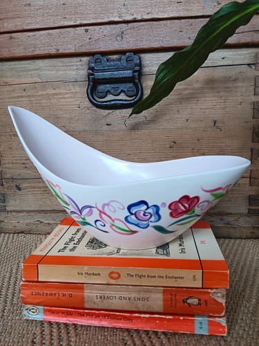 Poole pottery wave - pottery, form