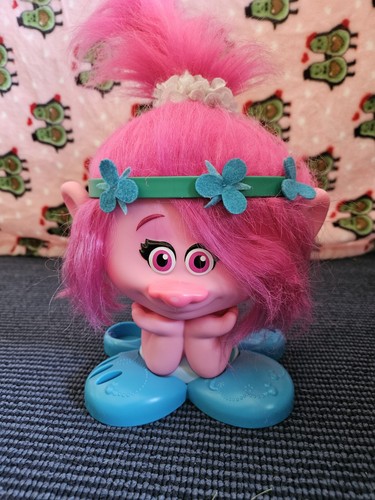 Trolls band together poppy - together,