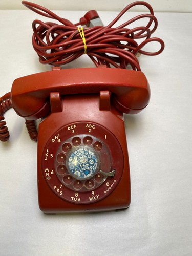 Vintage dark red rotary - dark,