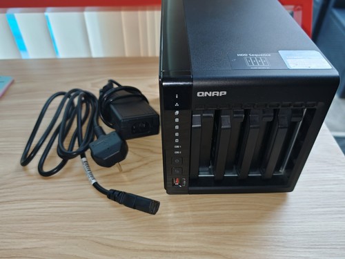 Qnap 453e bay nas - qnap,
